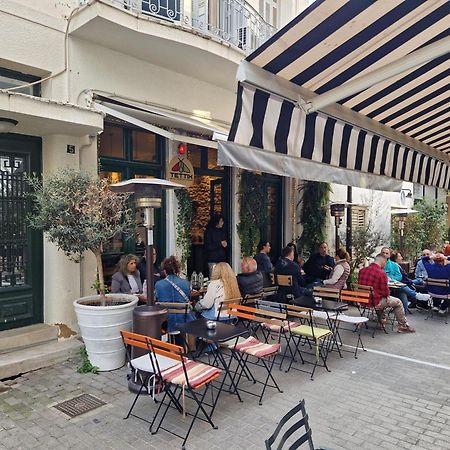 Monastiraki-Psiri, Old Town, 3-Bdr Apt, Sleep 6-10P, Spacious Court Yard Athens Exterior photo