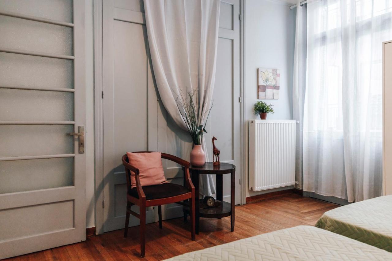 Monastiraki-Psiri, Old Town, 3-Bdr Apt, Sleep 6-10P, Spacious Court Yard Athens Exterior photo