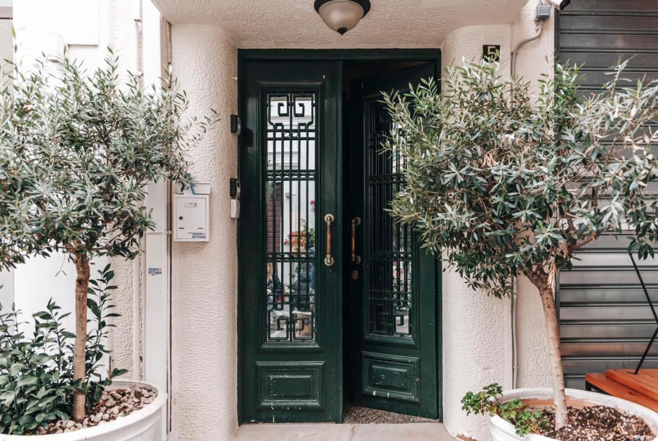 Monastiraki-Psiri, Old Town, 3-Bdr Apt, Sleep 6-10P, Spacious Court Yard Athens Exterior photo