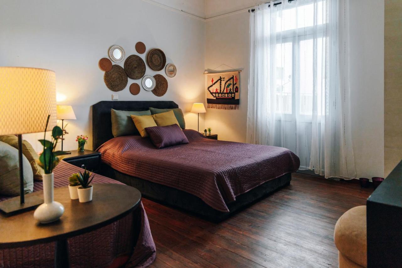 Monastiraki-Psiri, Old Town, 3-Bdr Apt, Sleep 6-10P, Spacious Court Yard Athens Exterior photo