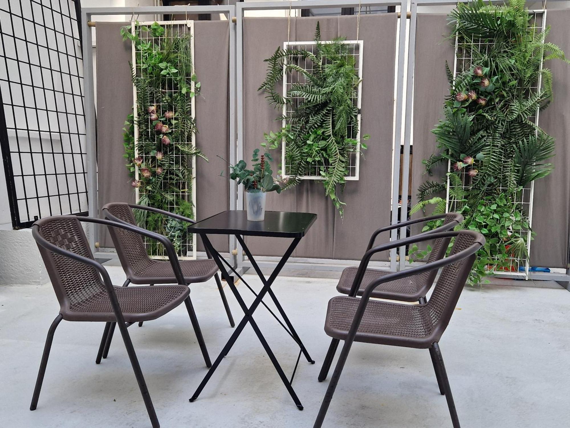 Monastiraki-Psiri, Old Town, 3-Bdr Apt, Sleep 6-10P, Spacious Court Yard Athens Exterior photo